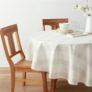 NWT 70" Cotton and Polyester Blend Open
Plaid Round Tablecloth Black - Threshold